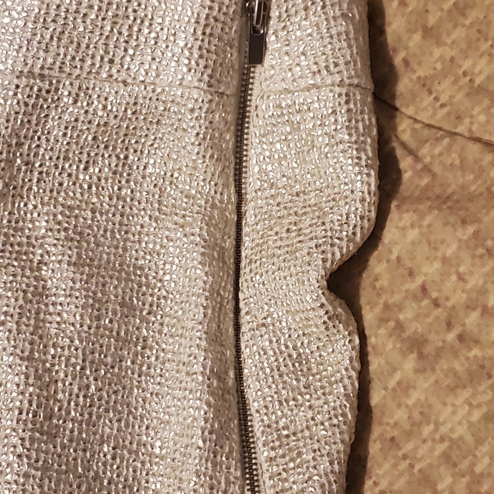 BANANA REPUBLIC SLIVER CREAM Shimmer Mini Skirt Size 12 Side Zipper - Picture 8 of 8